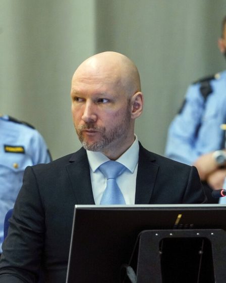 Le tueur de masse norvégien tente une nouvelle fois de poursuivre l'État pour violation présumée des droits de l'homme 13 Le tueur de masse norvégien tente une nouvelle fois de poursuivre l'État pour violation présumée des droits de l'homme - 12