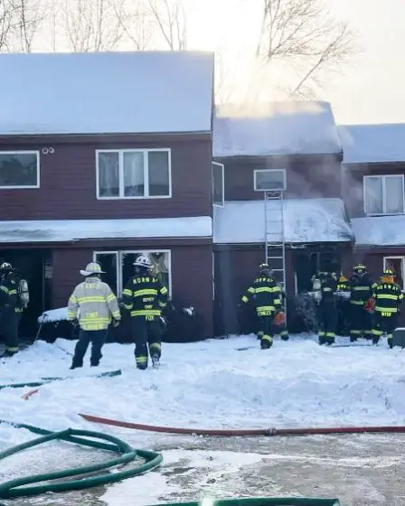 Un appartement situé au premier étage d'un immeuble norvégien a été gravement endommagé par un incendie survenu vendredi 2 Un appartement situé au premier étage d'un immeuble norvégien a été gravement endommagé par un incendie survenu vendredi - 1