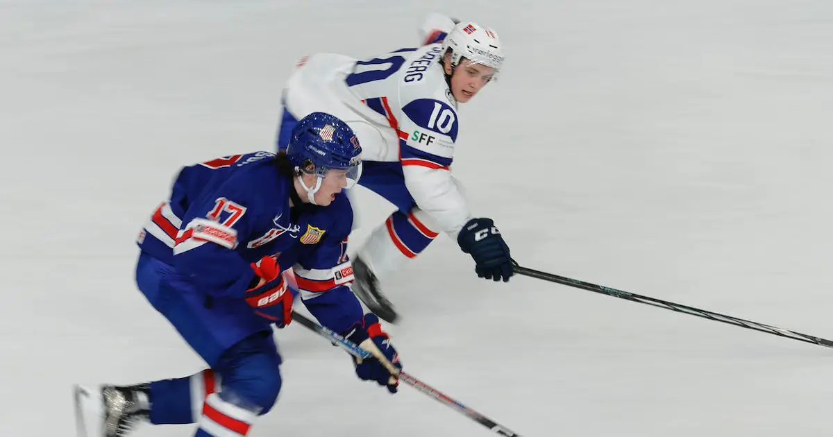 Team USA ouvre les championnats du monde juniors de hockey en battant la Norvège 4 Team USA ouvre les championnats du monde juniors de hockey en battant la Norvège - 3
