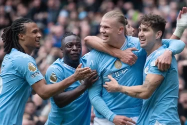 Akanji abandonné, décision de Doku prise - La composition de départ prévue de Man City contre Brentford - Jake Stokes - 8
