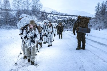 DVIDS - Actualités - Les Marines américains et l'armée norvégienne collaborent sur les opérations et les tactiques avant l'exercice Nordic Response 24 de l'OTAN - 10