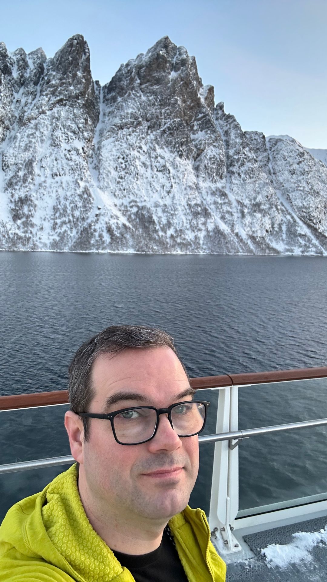 Journal de bord de la route côtière norvégienne en hiver (2e partie : vers le sud) 70 Appréciation du paysage matinal dans le nord de la Norvège. Photo : David Nikel.