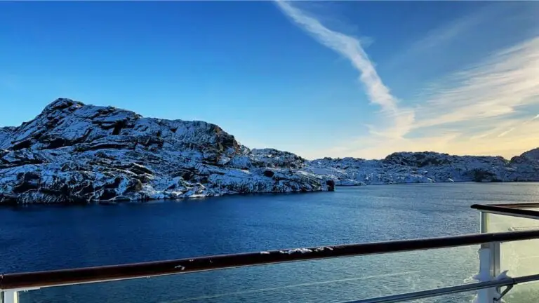 Navigation vers Bergen sur le Havila Polaris. Photo : David Nikel.