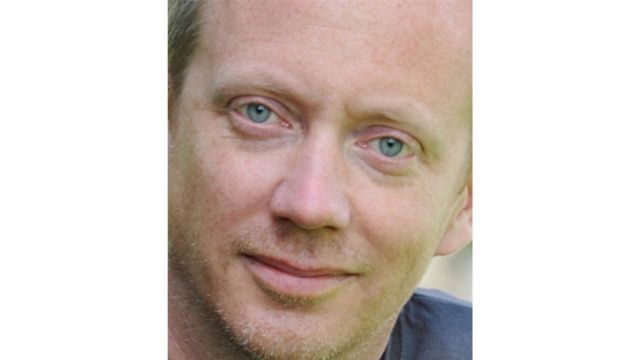 Pourquoi la décision du tribunal de district d'Oslo est-elle erronée ? 18 Dag Øistein Endsjø (de X), éminent spécialiste norvégien de la religion, a critiqué la décision.