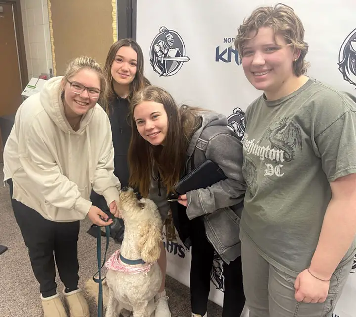 L'animal de compagnie de l'enseignant : La Norvège ajoute un nouveau membre au personnel de soutien de l'école | News, Sports, Jobs 16 L'animal de compagnie de l'enseignant : La Norvège ajoute un nouveau membre au personnel de soutien de l'école | News, Sports, Jobs - 15