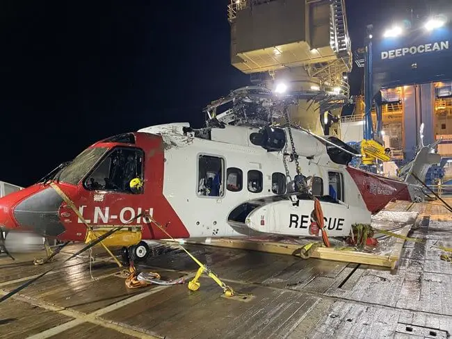 Récupération de l'épave du S-92 qui s'est écrasé en Norvège 12 L'épave a été transportée à la base navale de Haakonsvern pour y être examinée. Photo NSIA