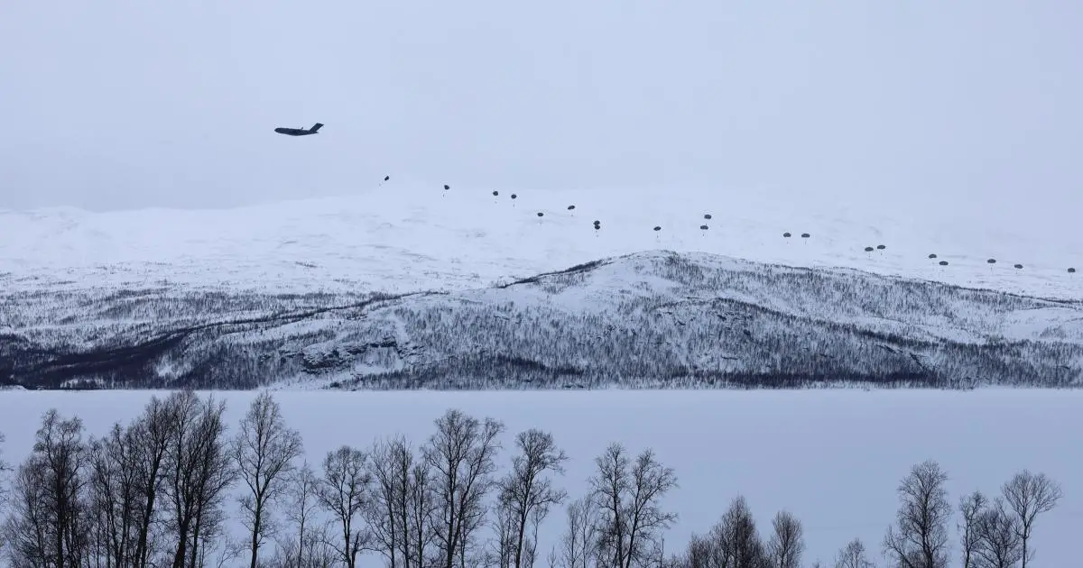 Les parachutistes américains de l'Arctique s'entraînent au déploiement rapide dans le nord de la Norvège - 104