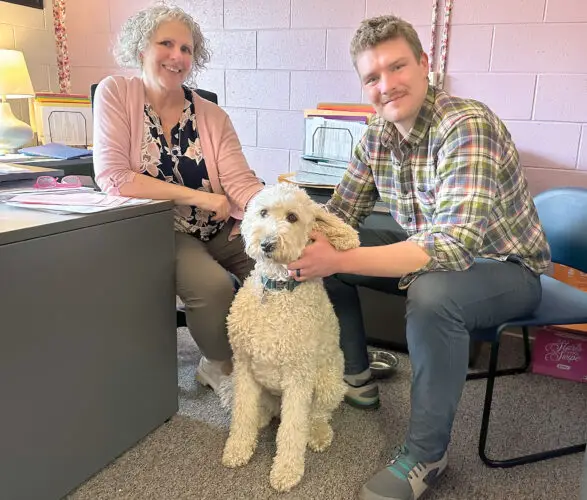 L'animal de compagnie de l'enseignant : La Norvège ajoute un nouveau membre au personnel de soutien de l'école | News, Sports, Jobs 12 L'animal de compagnie de l'enseignant : La Norvège ajoute un nouveau membre au personnel de soutien de l'école | News, Sports, Jobs - 11