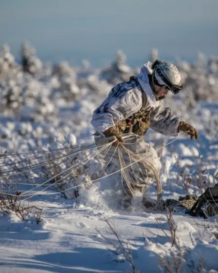 Des soldats de l'Alaska traverseront le pôle Nord en avion et sauteront au-dessus du nord de la Norvège 2 Des soldats de l'Alaska traverseront le pôle Nord en avion et sauteront au-dessus du nord de la Norvège - 1