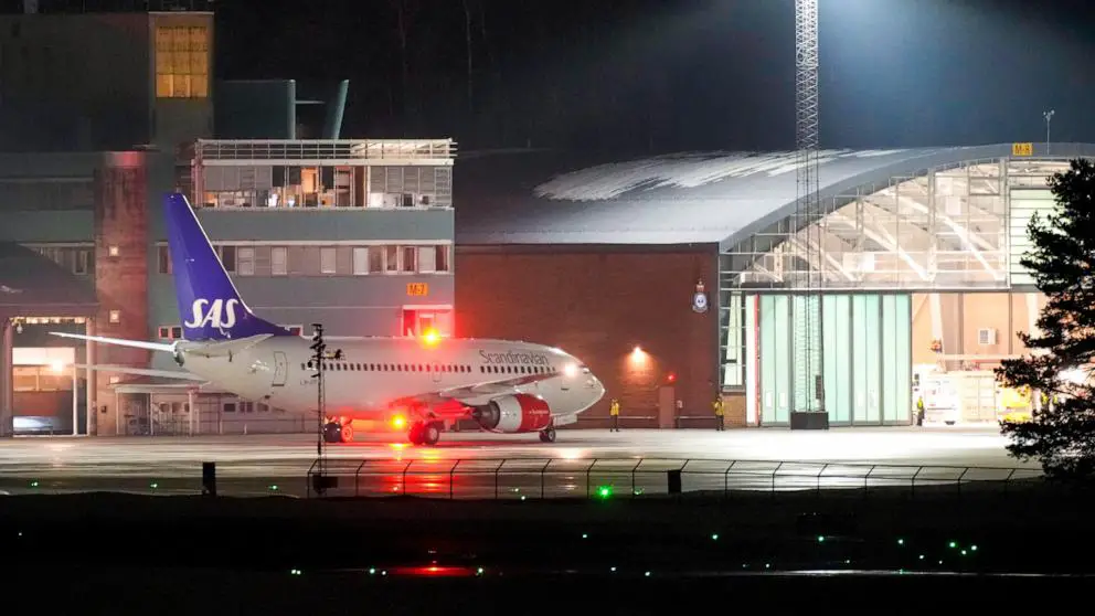 Le palais norvégien annonce que le plus ancien monarque d'Europe, tombé malade pendant ses vacances, va être équipé d'un stimulateur cardiaque. 4 Le palais norvégien annonce que le plus ancien monarque d'Europe, tombé malade pendant ses vacances, va être équipé d'un stimulateur cardiaque. - 3