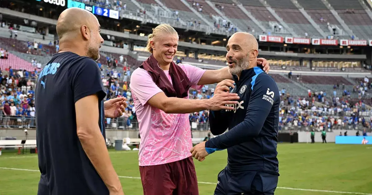 Grealish surpris, Haaland taquine et Guardiola appelle un rival - en coulisses de la tournée avec Man City. 4 Grealish surpris, Haaland taquine et Guardiola appelle un rival - en coulisses de la tournée avec Man City. - 3