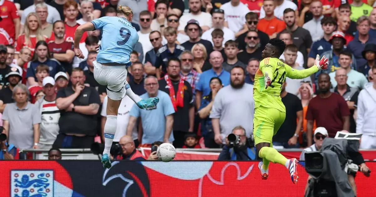 L'attitude d'Erling Haaland à Wembley révèle ses vraies couleurs avant la nouvelle saison de Manchester City. 4 L'attitude d'Erling Haaland à Wembley révèle ses vraies couleurs avant la nouvelle saison de Manchester City. - 3