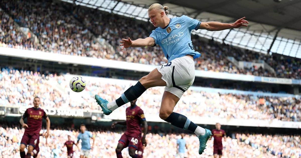 "Inflexible" - Pep Guardiola fait demi-tour avec Erling Haaland après leur conversation d'entraînement à Manchester City 4 "Inflexible" - Pep Guardiola fait demi-tour avec Erling Haaland après leur conversation d'entraînement à Manchester City - 3