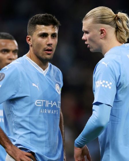 Pep Gamble et la question de Rodri révèlent que Manchester City doit faire face à trois dilemmes de transfert en janvier qu'ils ne peuvent ignorer. 33 Pep Gamble et la question de Rodri révèlent que Manchester City doit faire face à trois dilemmes de transfert en janvier qu'ils ne peuvent ignorer. - 32