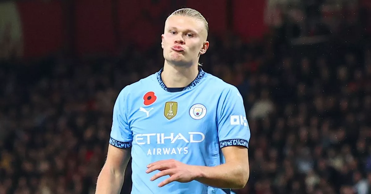 Ruben Amorim connaît la cible de transfert de Manchester United qui est "meilleure qu'Erling Haaland" 10 Ruben Amorim connaît la cible de transfert de Manchester United qui est "meilleure qu'Erling Haaland" - 9