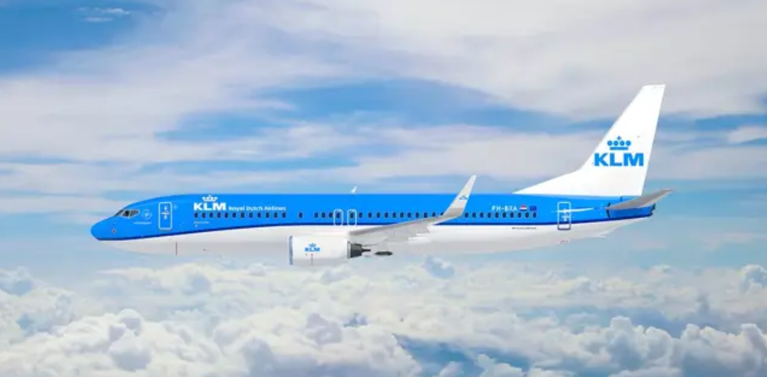 Un 737 de KLM glisse hors de la piste en Norvège 4 Un 737 de KLM glisse hors de la piste en Norvège - 3