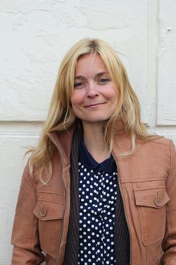 Les publicités du nouveau parti ont fait des vagues 22 Les publicités du nouveau parti ont fait des vagues - 21