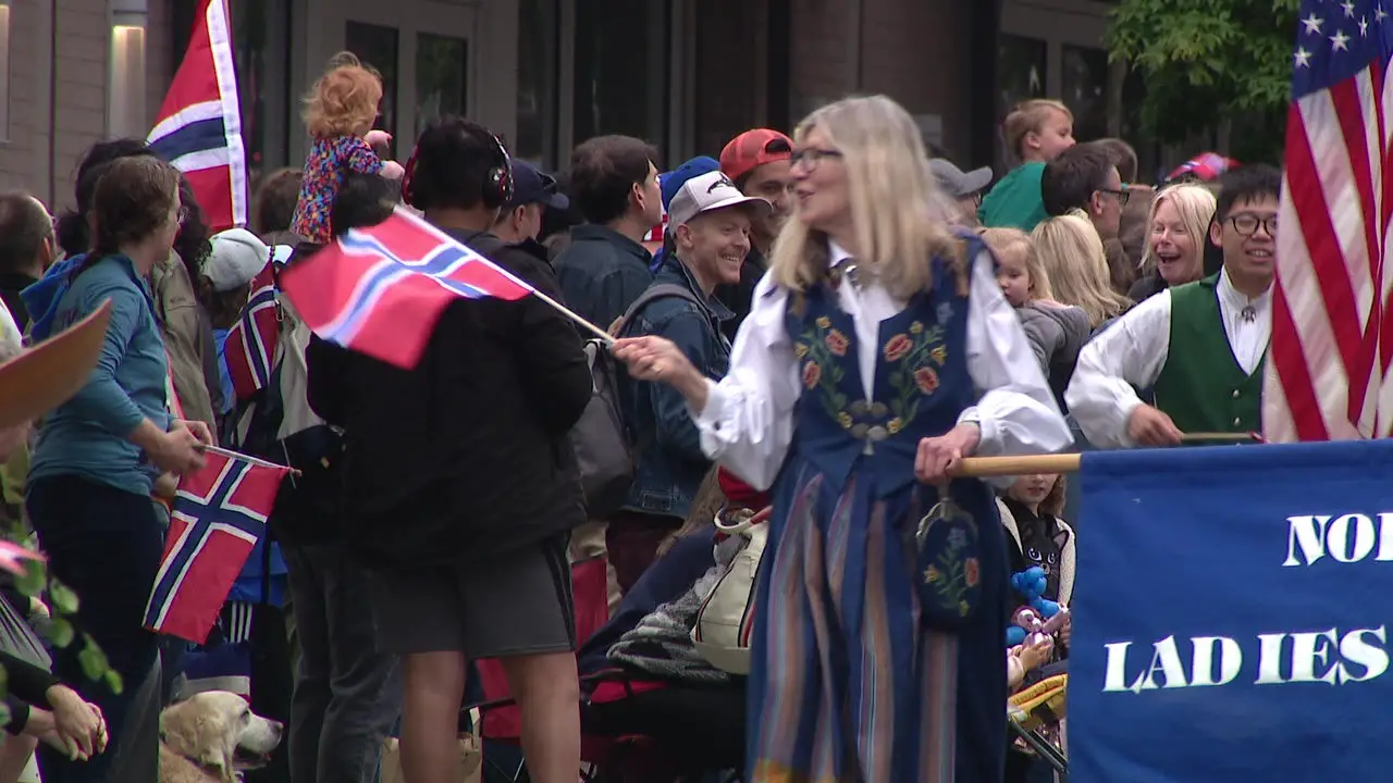 Ballard accueille le plus grand 17 mai en dehors de la Norvège 8 Ballard accueille le plus grand 17 mai en dehors de la Norvège - 7