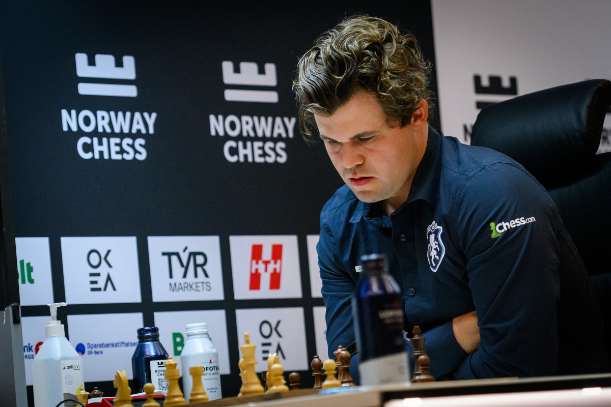 Échecs norvégiens : Carlsen augmente son avance 24 Échecs norvégiens : Carlsen augmente son avance - 23