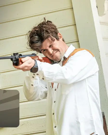 Échecs norvégiens 2025 Round 5 : Carlsen et Humpy en tête ; Nakamura maladroit 2 Échecs norvégiens 2025 Round 5 : Carlsen et Humpy en tête ; Nakamura maladroit - 1