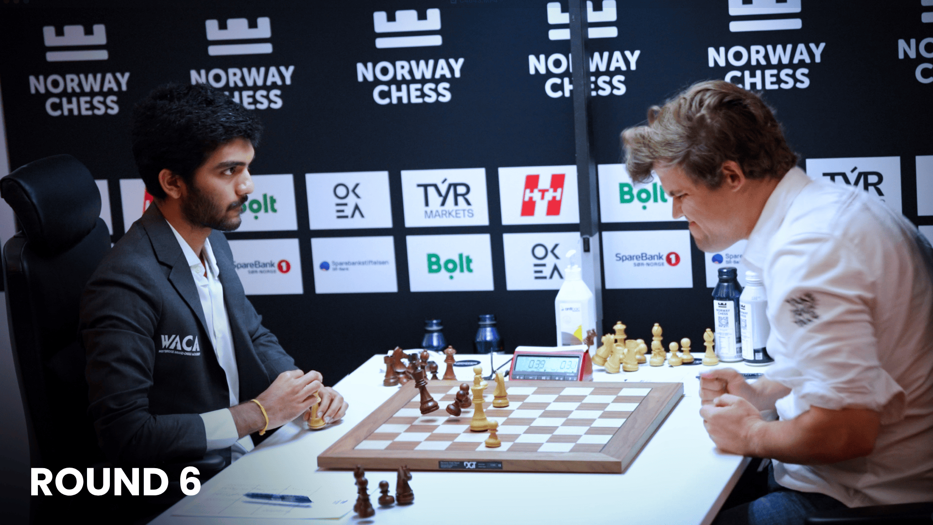 Échecs norvégiens 2025 Round 6 : Gukesh bat Carlsen à partir d'une position perdante 60 Échecs norvégiens 2025 Round 6 : Gukesh bat Carlsen à partir d'une position perdante - 59