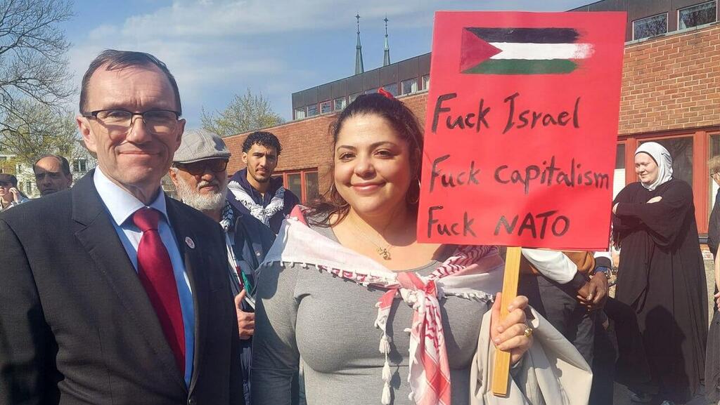Espen Barth Eide avec la fille d'un terroriste qui a assassiné des juifs שר החוץ של נורבגיה אספן בארת איידה