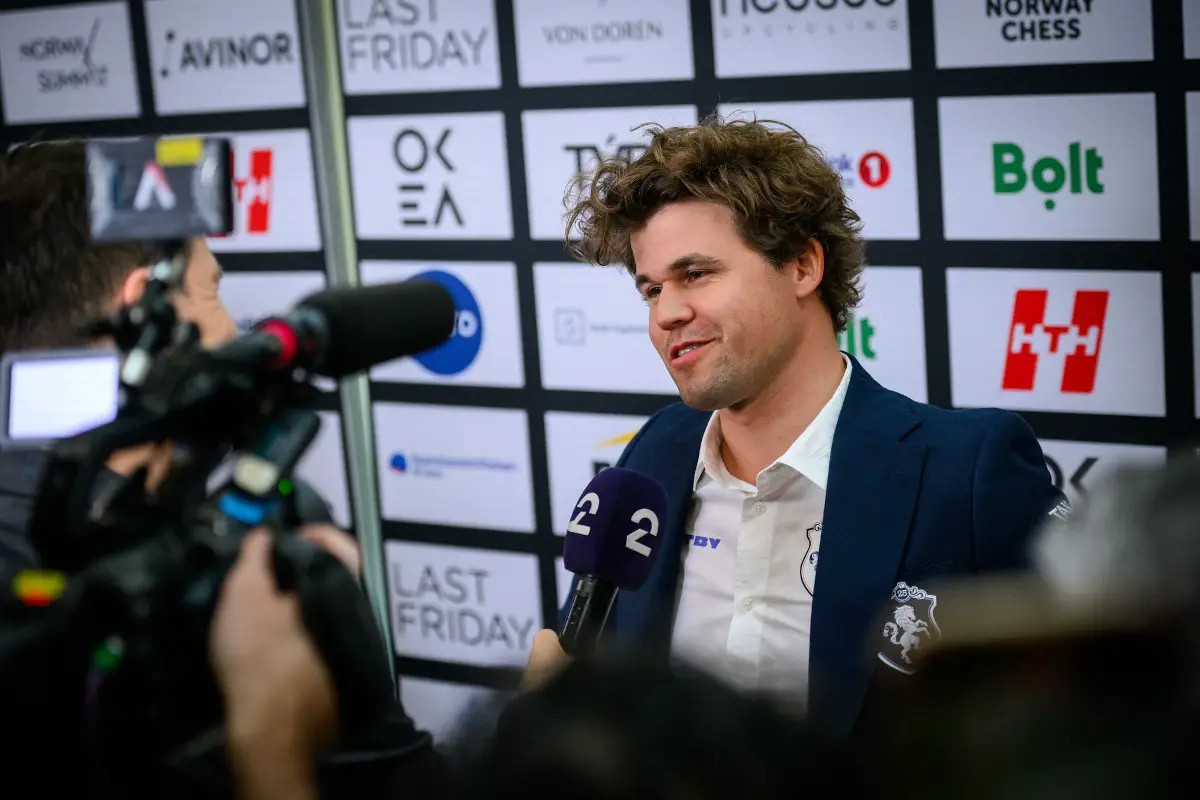 Norvège Échecs : Caruana et Gukesh remportent des victoires cruciales 25 Magnus Carlsen