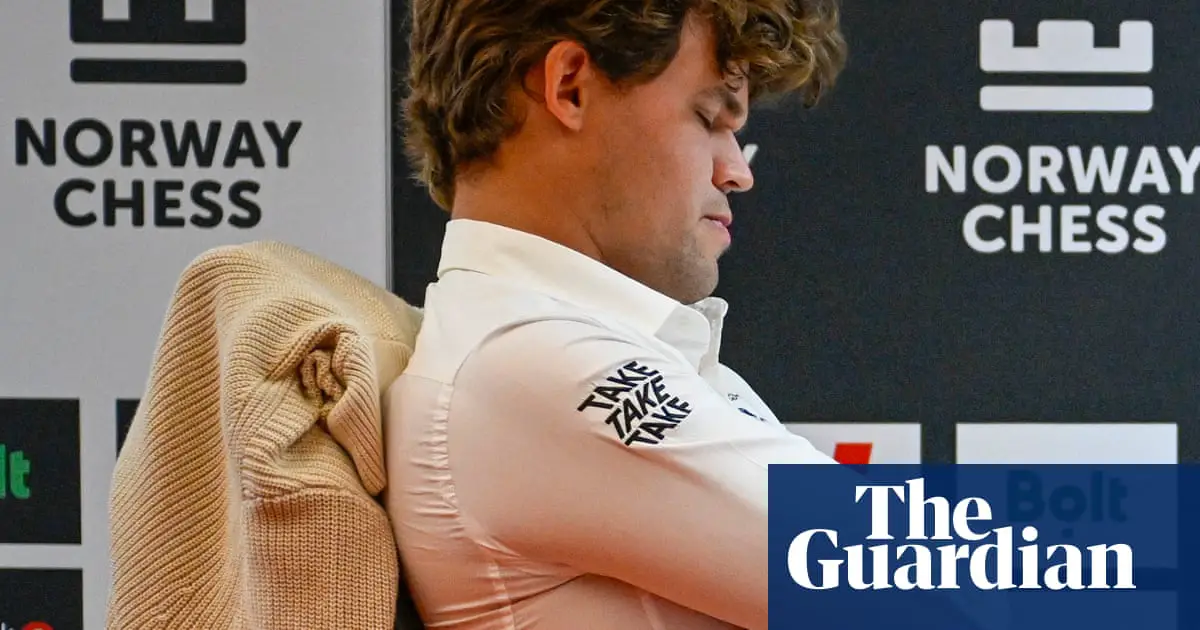 Magnus Carlsen prend le pas sur les stars qui s'affrontent aux échecs norvégiens | Magnus Carlsen 4 Magnus Carlsen prend le pas sur les stars qui s'affrontent aux échecs norvégiens | Magnus Carlsen - 3