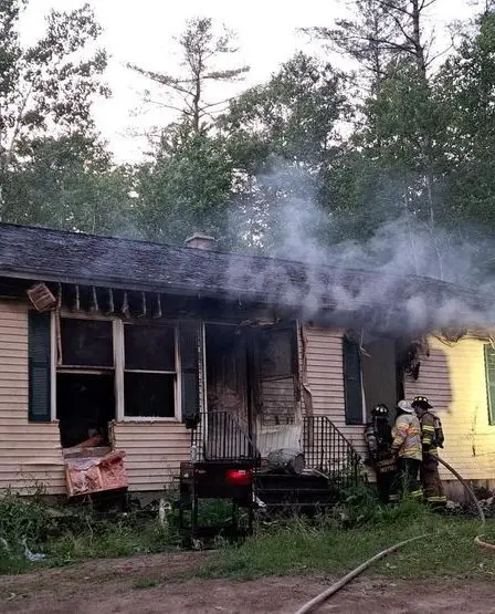 Un incendie en Norvège entraîne le déplacement de sept personnes ; la Croix-Rouge aide à les reloger 2 Un incendie en Norvège entraîne le déplacement de sept personnes ; la Croix-Rouge aide à les reloger - 1