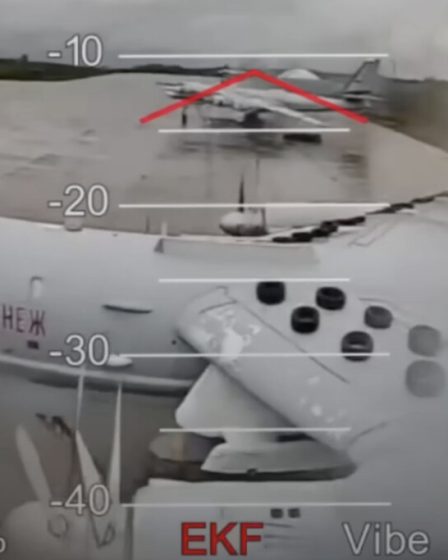 Un bombardier incendié a volé avec un missile sous l'aile dans le nord de la Norvège en février. 2 Un bombardier incendié a volé avec un missile sous l'aile dans le nord de la Norvège en février. - 1