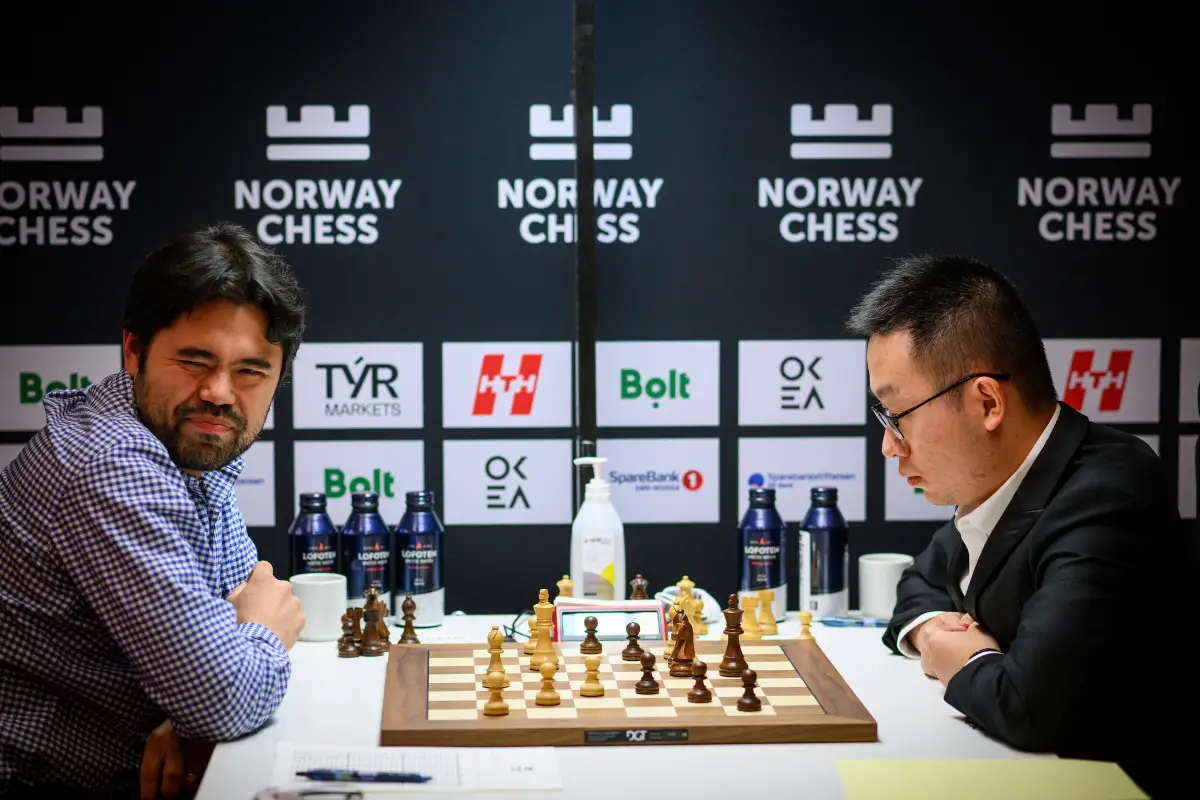 Échecs norvégiens : Carlsen remporte une victoire classique sur Arjun et prend la tête du classement 19 Hikaru Nakamura, Wei Yi