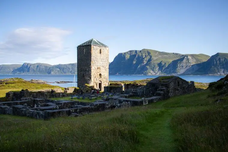 L'île sacrée de Norvège qui "transforme les touristes en pèlerins"| National Catholic Register 16 L'île sacrée de Norvège qui "transforme les touristes en pèlerins"| National Catholic Register - 15