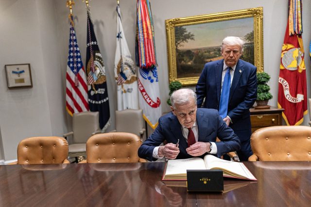 Les tarifs douaniers de Trump à nouveau reportés - Nouvelles de Norvège en anglais - www.newsinenglish.no 12 Les tarifs douaniers de Trump à nouveau reportés - Nouvelles de Norvège en anglais - www.newsinenglish.no - 11