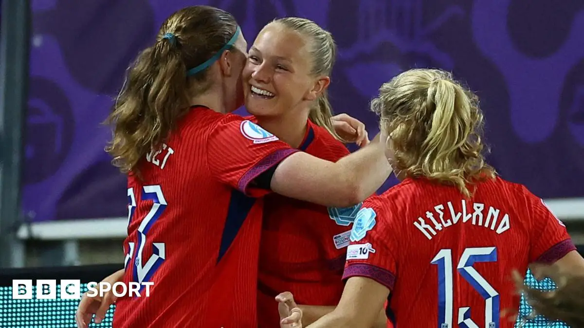 Norvège 4-3 Islande : Signe Gaupset et Frida Maanum marquent deux fois, la Norvège prolonge son record de 100%. 4 Norvège 4-3 Islande : Signe Gaupset et Frida Maanum marquent deux fois, la Norvège prolonge son record de 100%. - 3
