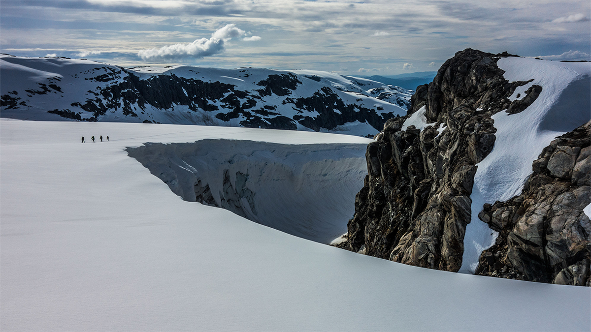 La famille d'un journaliste américain porté disparu en Norvège après une randonnée pédestre 12 Glacier du parc national de Folgefonna