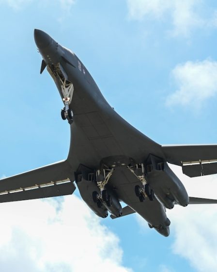 Les B-1B Lancer arrivent en Norvège pour le déploiement de la Bomber Task Force Europe 2 Les B-1B Lancer arrivent en Norvège pour le déploiement de la Bomber Task Force Europe - 1