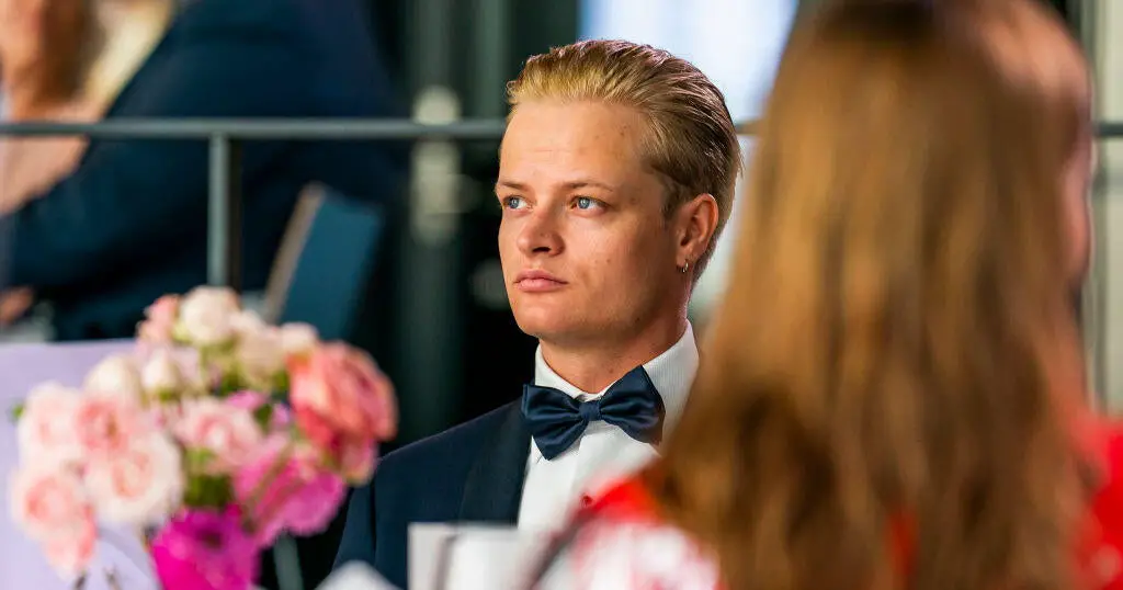 Le fils de la princesse héritière de Norvège, Marius Borg Hoiby, est accusé de 32 délits, dont 4 chefs d'accusation de viol. 4 Le fils de la princesse héritière de Norvège, Marius Borg Hoiby, est accusé de 32 délits, dont 4 chefs d'accusation de viol. - 3