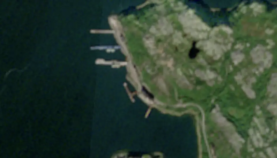No submarines were present at any of the three piers at the Nerpicha naval base on Monday this week. Les trois sous-marins Yasen de la flotte du Nord sont en mer alors que le groupe de porte-avions américain navigue dans le nord de la Norvège. - 13