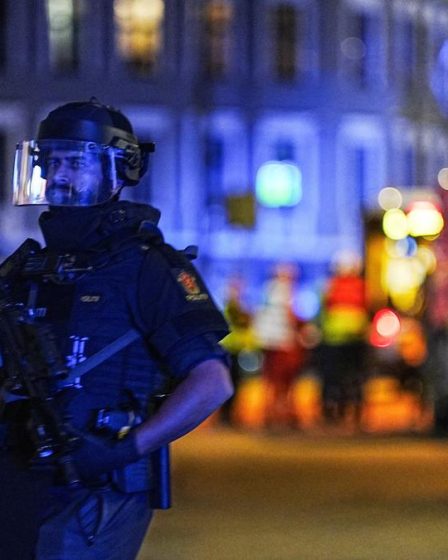 La police norvégienne enquête sur une explosion dans le centre d'Oslo 12 La police norvégienne enquête sur une explosion dans le centre d'Oslo - 11