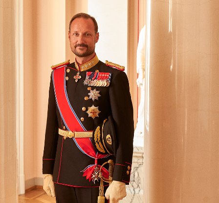 La ville de Decorah accueille le prince héritier de Norvège Haakon pour des événements culturels | News 18 La ville de Decorah accueille le prince héritier de Norvège Haakon pour des événements culturels | News - 17