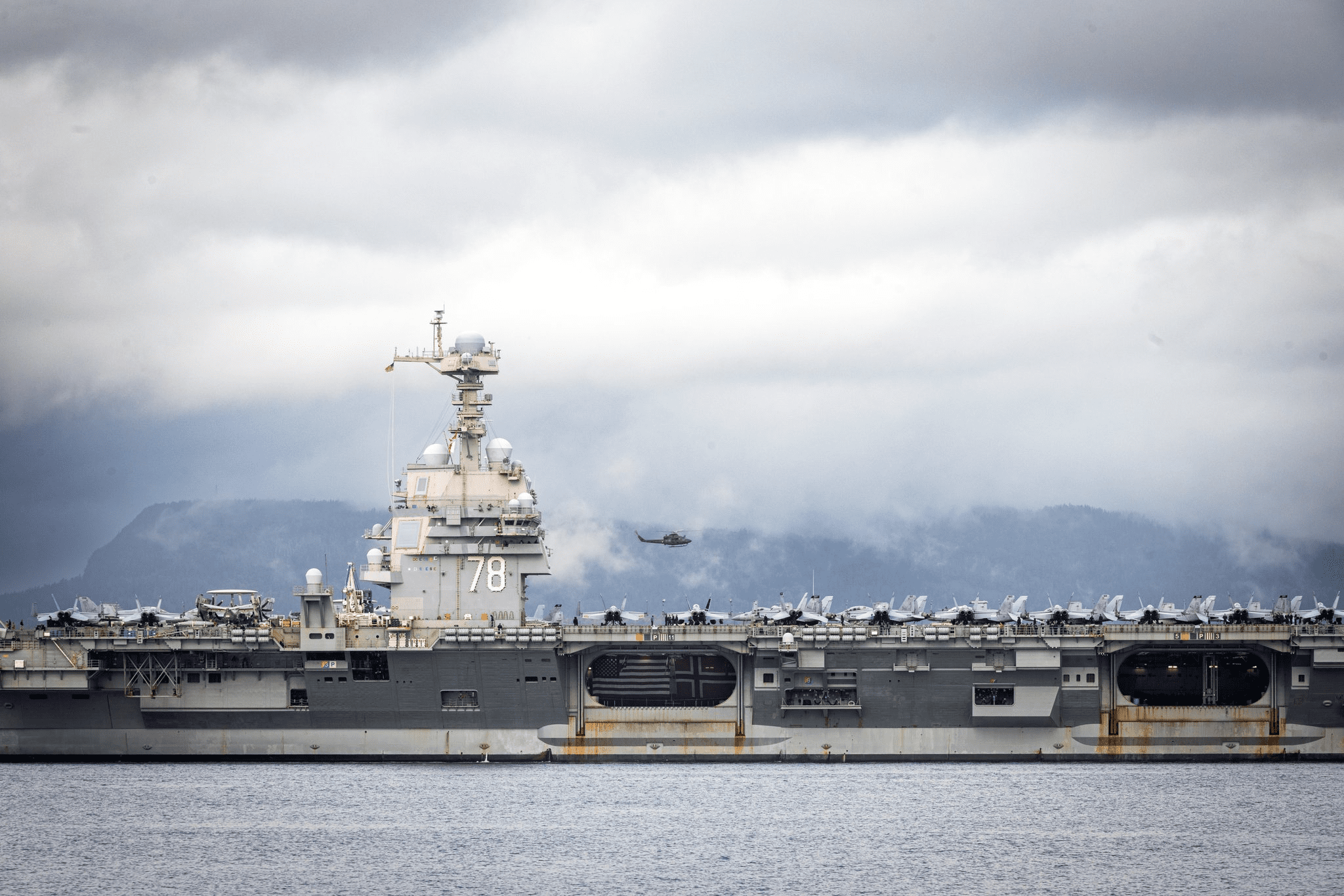 Le porte-avions USS Gerald R. Ford se rend dans la capitale norvégienne pour une démonstration de force dans l'Arctique 54 Le porte-avions USS Gerald R. Ford se rend dans la capitale norvégienne pour une démonstration de force dans l'Arctique - 53