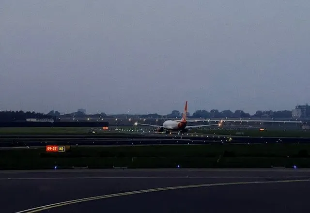 Réouverture des aéroports de Copenhague et d'Oslo après l'observation de drones sur leur trajectoire de vol 8 Réouverture des aéroports de Copenhague et d'Oslo après l'observation de drones sur leur trajectoire de vol - 7