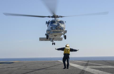 La Norvège poursuit l'acquisition d'hélicoptères de défense, tandis que les discussions se poursuivent avec le Royaume-Uni sur les moyens ASW 9 MH60R USNAVY