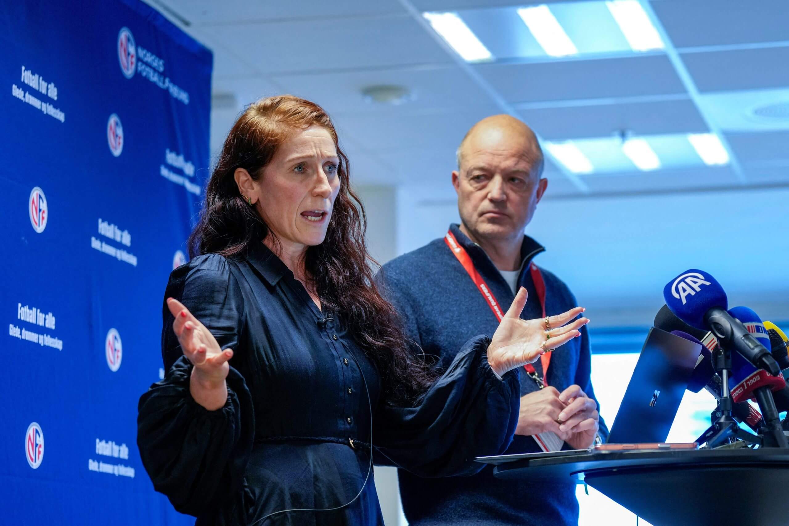 Le match Norvège-Israël était prévu depuis des mois par les autorités, mais la politique s'en est mêlée. 24 Le match Norvège-Israël était prévu depuis des mois par les autorités, mais la politique s'en est mêlée. - 23