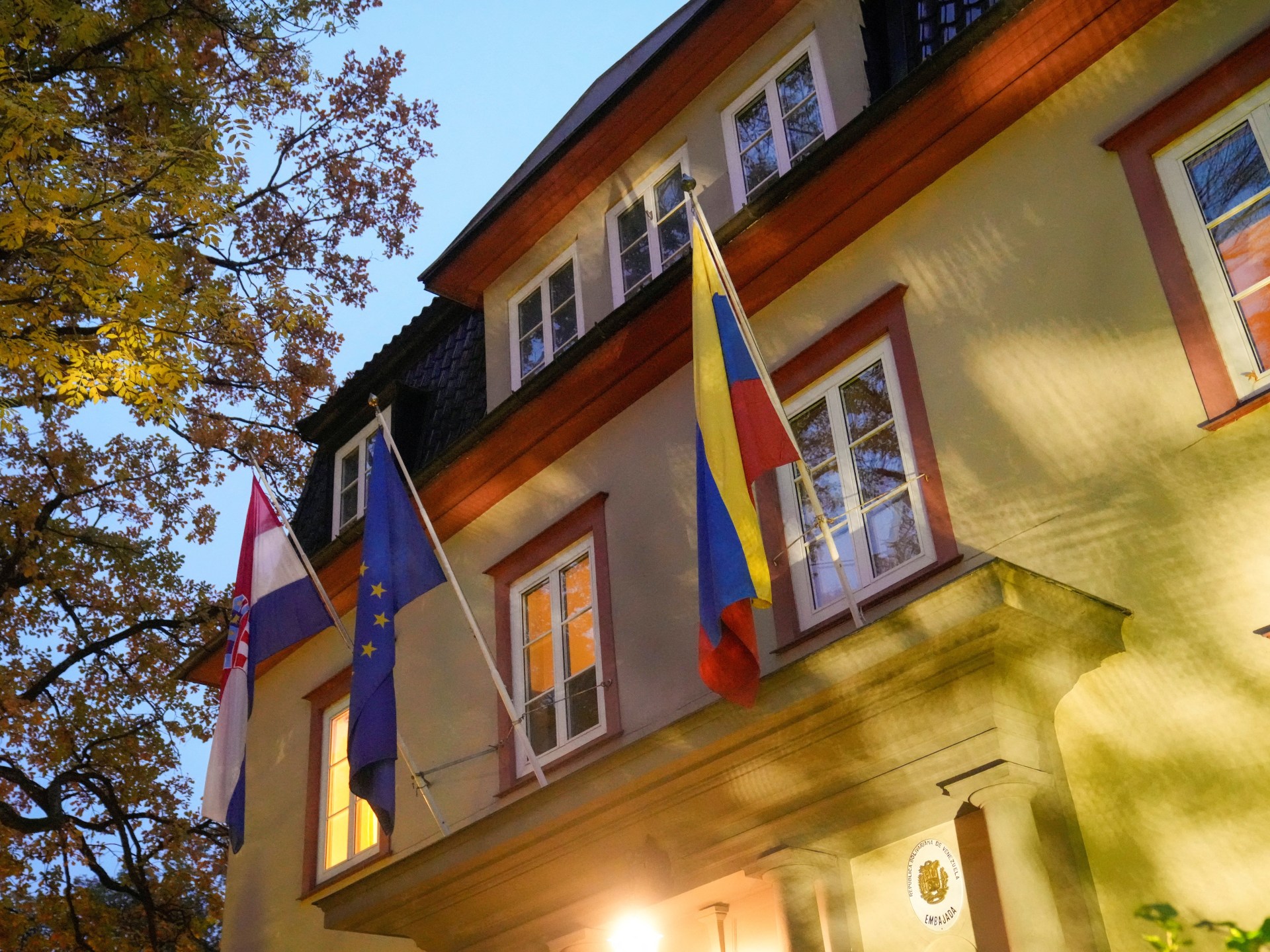 Le Venezuela ferme l'ambassade de Norvège après l'attribution du prix Nobel à la dirigeante de l'opposition | News 4 Le Venezuela ferme l'ambassade de Norvège après l'attribution du prix Nobel à la dirigeante de l'opposition | News - 3