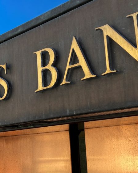 La banque centrale norvégienne abaisse ses taux à la surprise générale et envisage une nouvelle réduction 2 La banque centrale norvégienne abaisse ses taux à la surprise générale et envisage une nouvelle réduction - 1