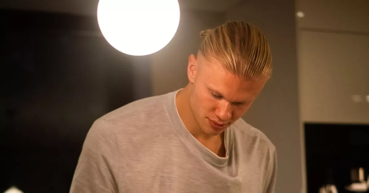 « Traite des vaches, bains de glace et taquineries de John Stones – Une journée dans la vie de l’attaquant de Man City Erling Haaland » 6 « Traite des vaches, bains de glace et taquineries de John Stones – Une journée dans la vie de l’attaquant de Man City Erling Haaland » - 5