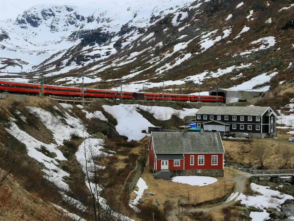 Et si vous visitiez la Norvège à bord d'un train ? 4 Et si vous visitiez la Norvège à bord d'un train ? - 3