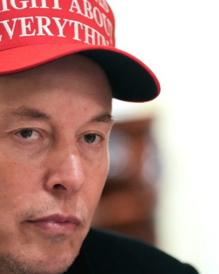 Le pape le déteste. La Norvège le déteste. Elon Musk qualifie les détracteurs du projet de "terroristes d'entreprise". Bienvenue dans l'épreuve de force des milliards de dollars de Tesla 2 Le pape le déteste. La Norvège le déteste. Elon Musk qualifie les détracteurs du projet de "terroristes d'entreprise". Bienvenue dans l'épreuve de force des milliards de dollars de Tesla - 1