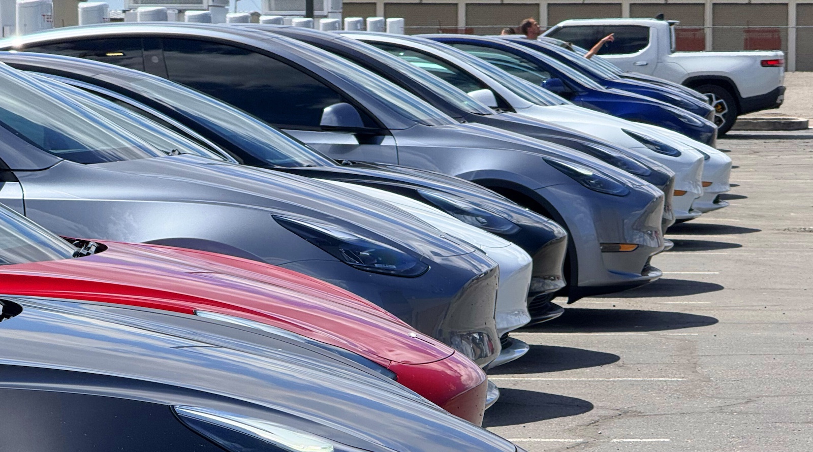 Nous ne sommes ni en Norvège, ni en Chine, ni en Californie, mais les VE (principalement les Teslas) pullulent dans l'Utah. 40 Nous ne sommes ni en Norvège, ni en Chine, ni en Californie, mais les VE (principalement les Teslas) pullulent dans l'Utah. - 39